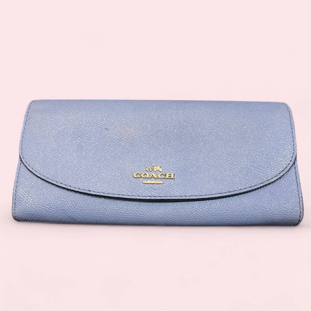 Coach - Picture 8 of 13